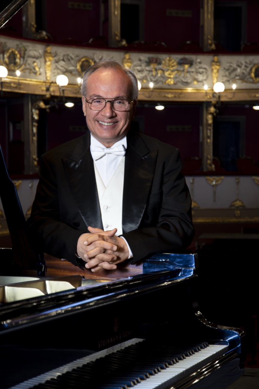 Portrait of Pasquale Iannone at the piano, in tails